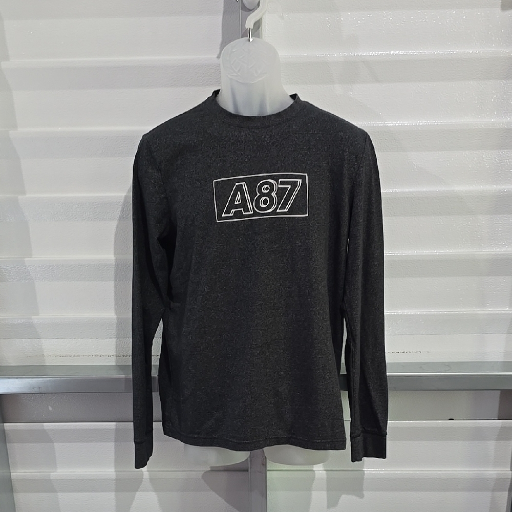 Aeropostale Black Long Sleeve Tee A87 Design‎